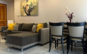 Well Designed 2 Bdr Apartment